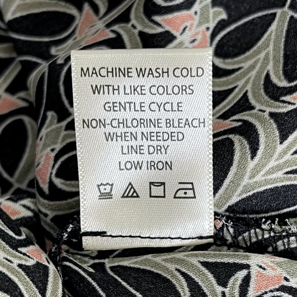 NWT Max Studio Floral Print Belted Faux Wrap Top Flutter Sleeves Blouse MSRP $78 - Picture 7 of 7